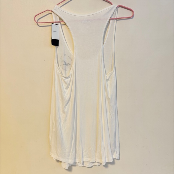 Hollister Easy Tank Racerback Stretch Flowy Tank Top Shirt White Blue Logo M NWT - Picture 3 of 3